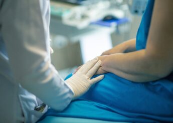Exploration des soins bucco-dentaires en période de fin de vie